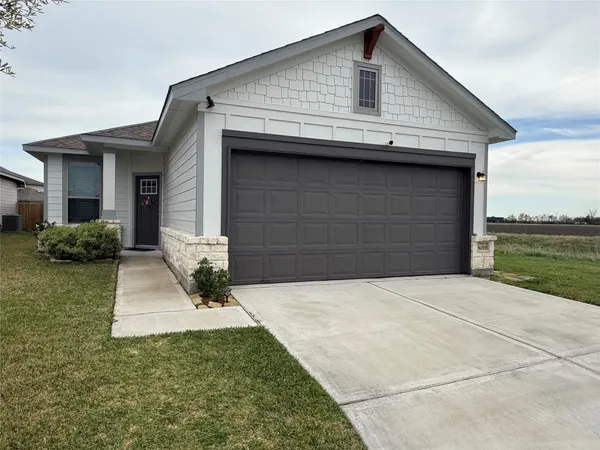 $279,000 | 8019 Barret Travis Court, Beasley, TX 77417