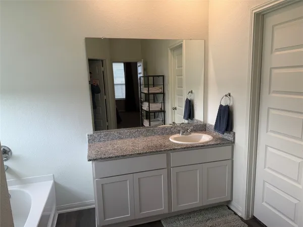 $279,000 | 8019 Barret Travis Court, Beasley, TX 77417