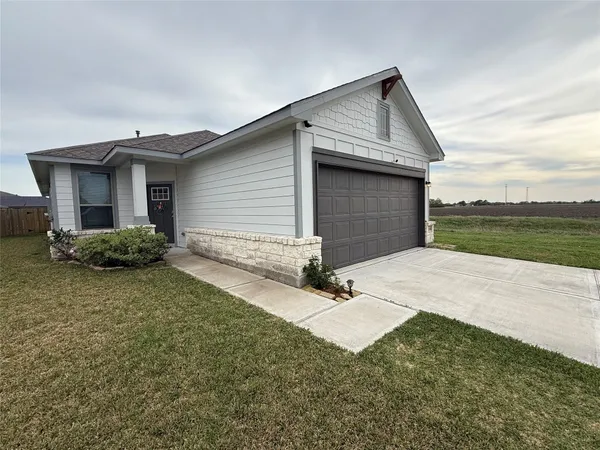 $279,000 | 8019 Barret Travis Court, Beasley, TX 77417