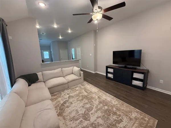 $279,000 | 8019 Barret Travis Court, Beasley, TX 77417