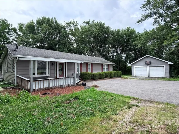 $425,000 | 21405 South Harper Road, Peculiar, MO 64078