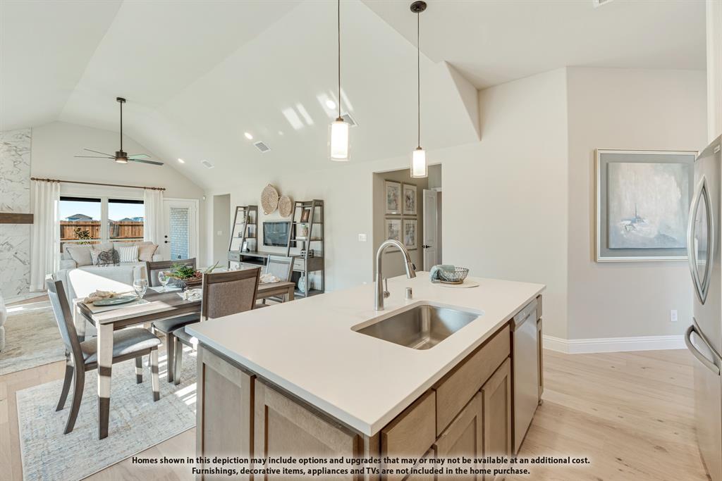 129 Ponce De Leon Road Granbury, TX 76048 - Photo 7 of 25