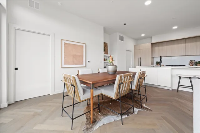 $1,149,000 | 2209 South 1st Street, Unit 403, Austin, TX 78704