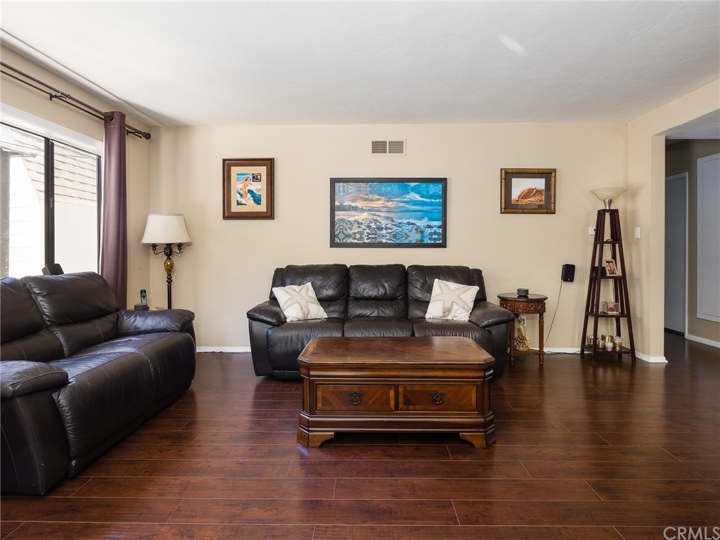 946 West 214th Street, Torrance, CA 90502 Compass