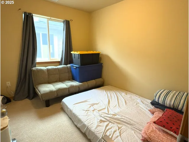 $335,000 | 2743 Southeast 98th Avenue, Unit 2, Portland, OR 97266