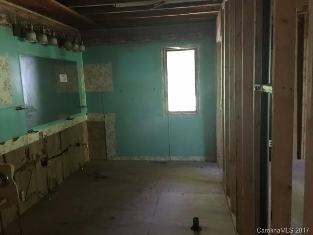 204 Flat Rock Hill Road Tryon, NC 28782 - Photo 18 of 24 Gallery Image 18
