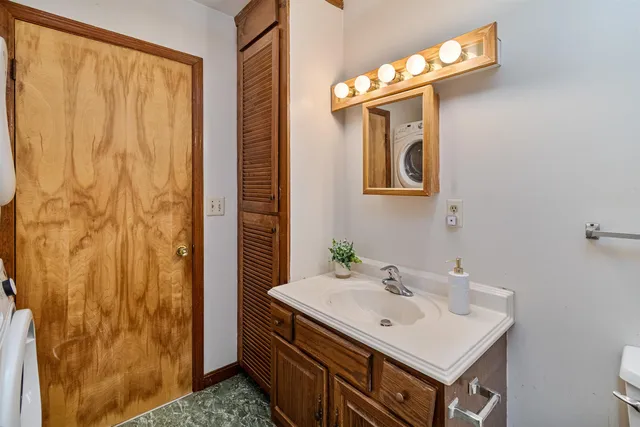 $244,000 | 50 Densmore Drive, Essex Junction, VT 05452