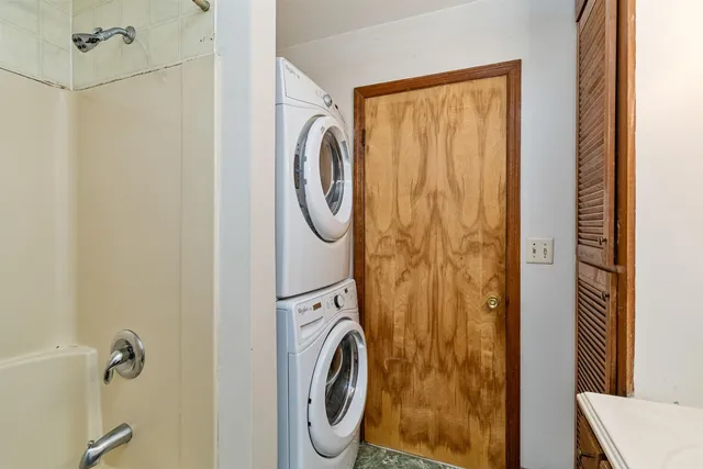 $244,000 | 50 Densmore Drive, Essex Junction, VT 05452