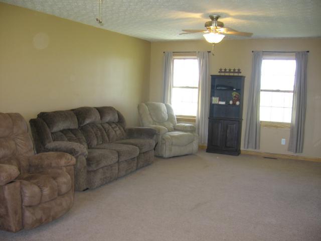 8607 Alspach Road Northwest Lancaster, OH 43130 - Photo 4 of 18 Gallery Image 4