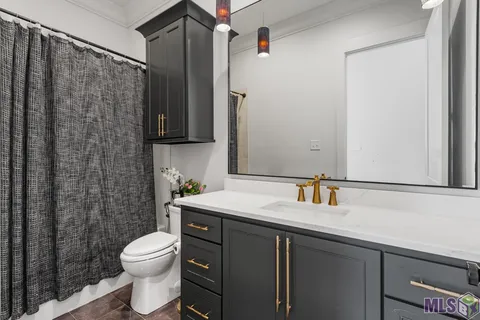 $875,000 | 5143 McInnis Drive, Baton Rouge, LA 70809