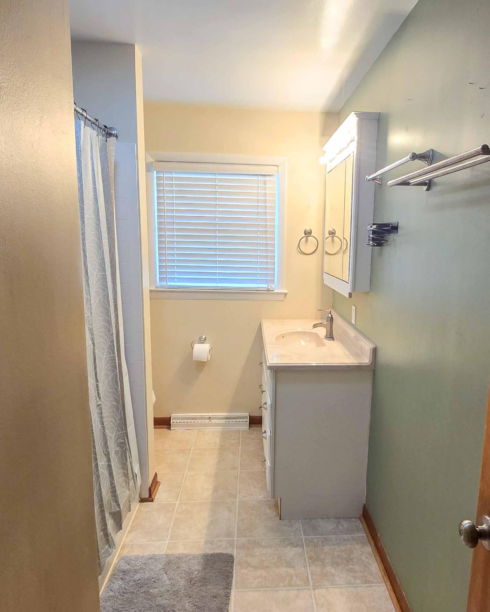 6038 Thornrose Road Roanoke, VA 24012 - Photo 55 of 68 6038 Thornrose-55