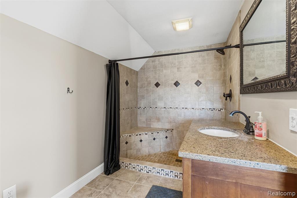 8753 Brewer Road Millington, MI 48746 - Photo 22 of 28 Gallery Image 22