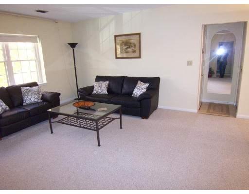 203 Lake Shore Road, Unit 4 Boston, MA 02135 - Photo 12 of 14