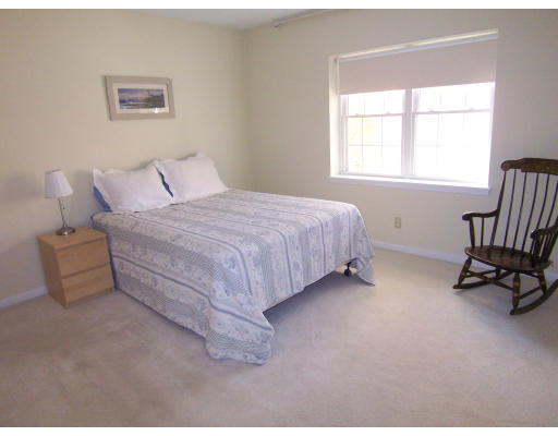 203 Lake Shore Road, Unit 4 Boston, MA 02135 - Photo 8 of 14