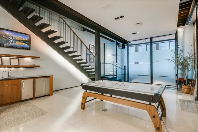 $14,950,000 | 811 Congress Avenue, Austin, TX 78701