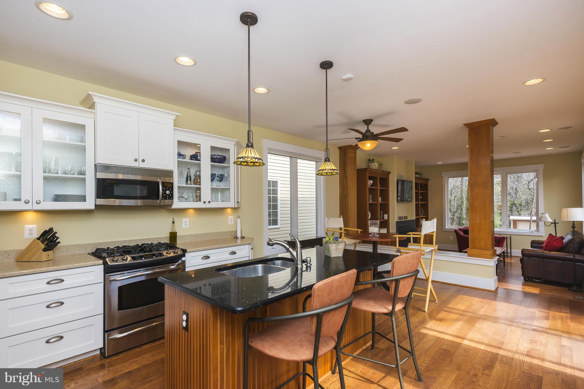 49 Silopanna Road Annapolis, MD 21403 - Photo 4 of 21 Kitchen