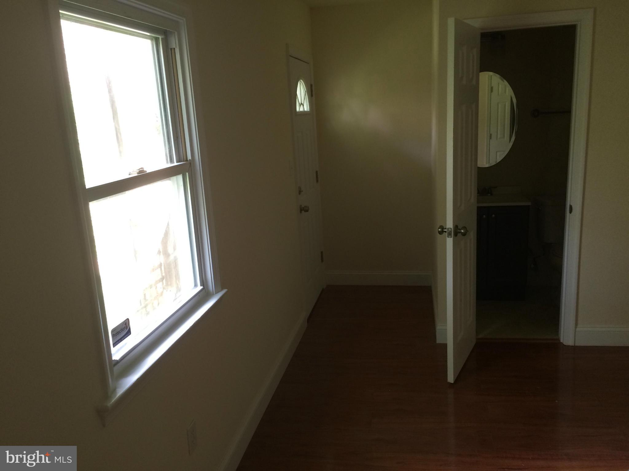 Bedroom (Master)