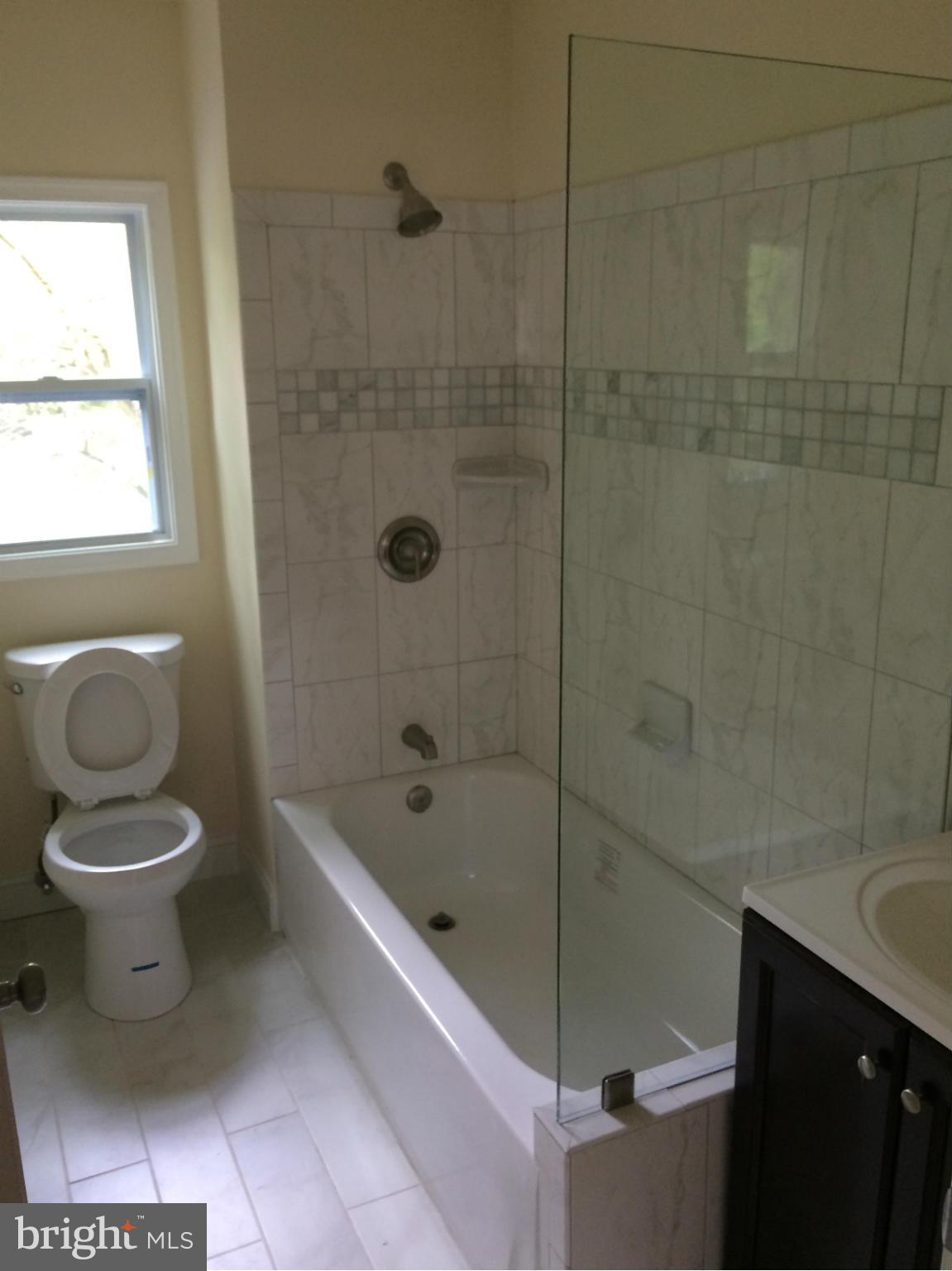 7224 East Forest Road Landover, MD 20785 - Photo 9 of 14 Bath