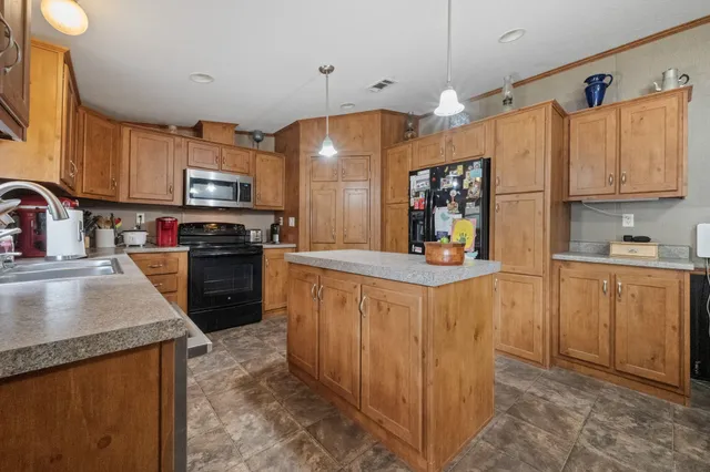 $229,000 | 470 Antigua Drive, Point Blank, TX 77364