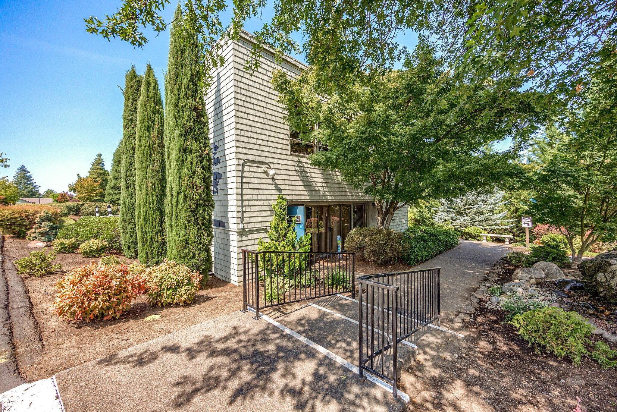 2585 Freedom Way Medford, OR 97504 - Photo 62 of 66