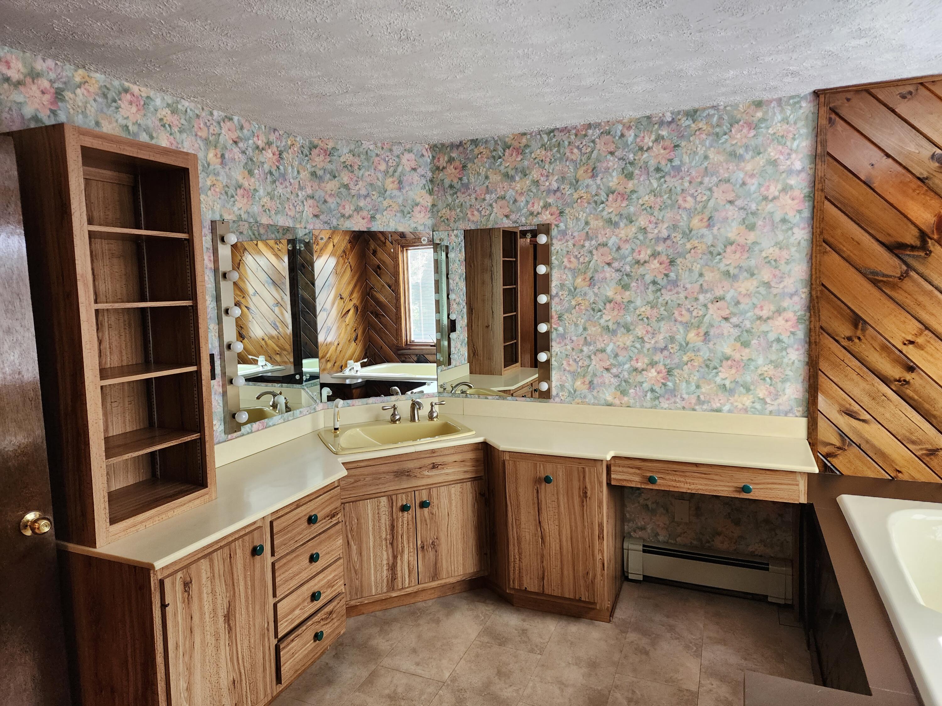 3 Hyde Road Jay, ME 04239 - Photo 19 of 35 Full bath.