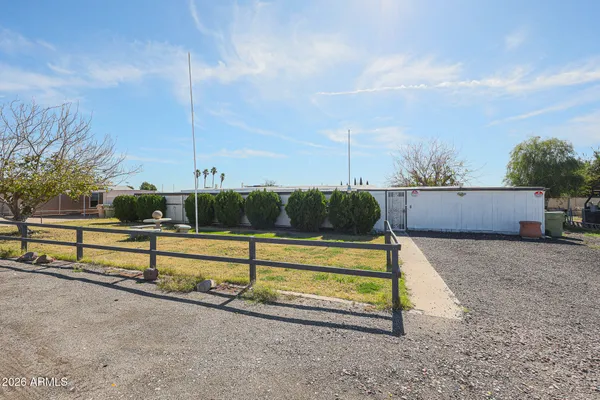 $2,475 | 6659 West Carol Ann Way, Glendale, AZ 85306