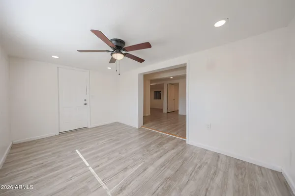 $2,475 | 6659 West Carol Ann Way, Glendale, AZ 85306