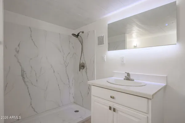 $2,475 | 6659 West Carol Ann Way, Glendale, AZ 85306