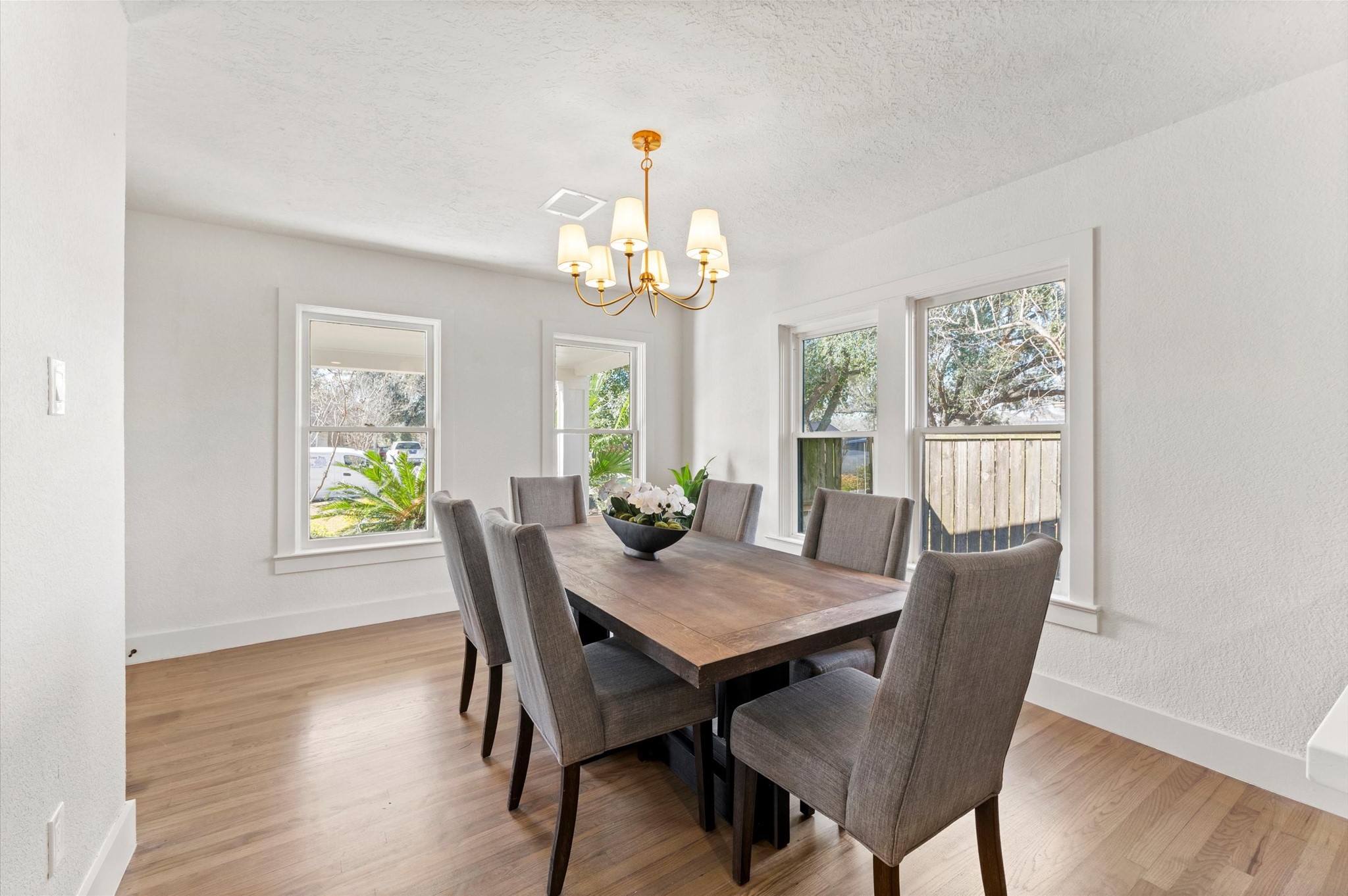 3725 Griggs Road Houston, TX 77021 - Photo 7 of 37 You'll love the natural light throughout this home.