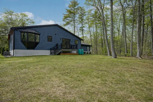$1,395,000 | 137 Walker Bungalow Road, Portsmouth, NH 03801
