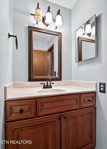 $250,000 | 112 Shore Lane, Crossville, TN 38558