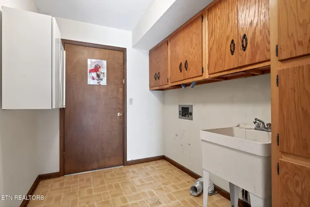 $250,000 | 112 Shore Lane, Crossville, TN 38558