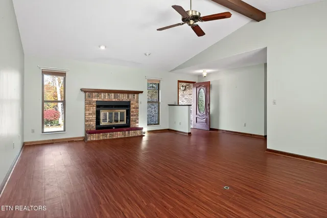 $250,000 | 112 Shore Lane, Crossville, TN 38558