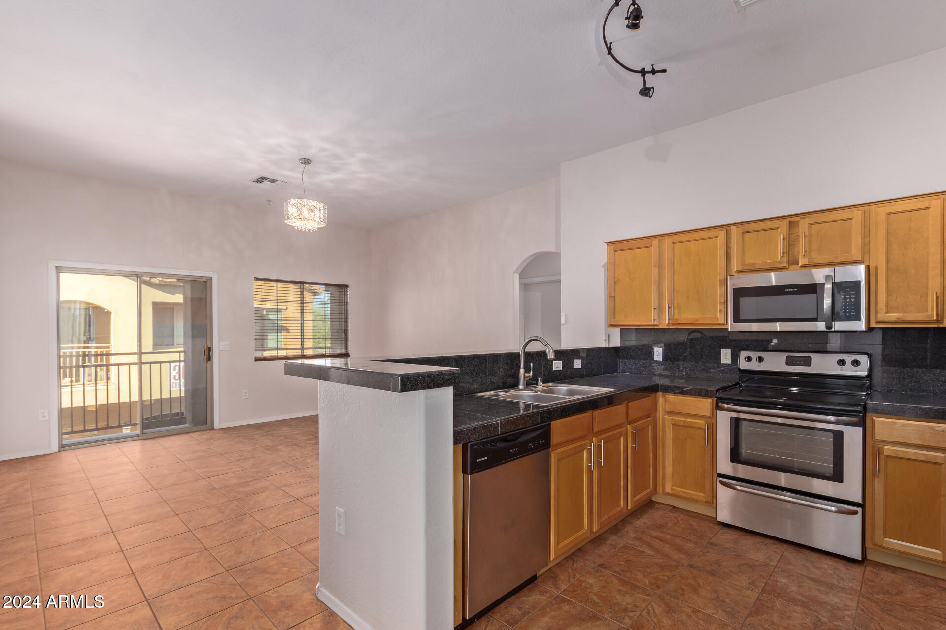 2150 East Bell Road, Unit 1086 Phoenix, AZ 85022 - Photo 20 of 43 20 - Bell