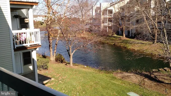 $2,000 | 20602 Cornstalk Terrace, Unit 202, Ashburn, VA 20147