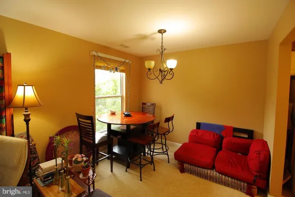 $2,000 | 20602 Cornstalk Terrace, Unit 202, Ashburn, VA 20147