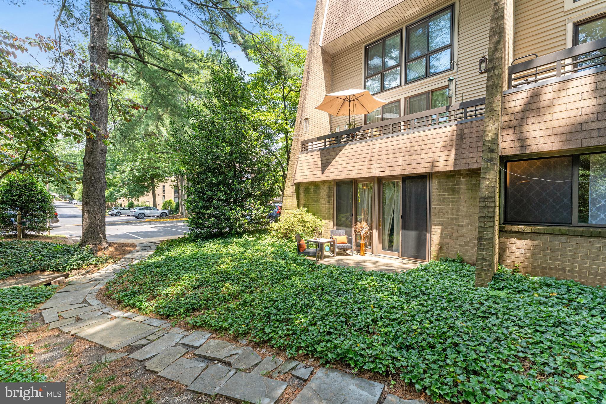 11617 Windbluff Court, Unit 9B Reston, VA 20191 - Photo 38 of 46