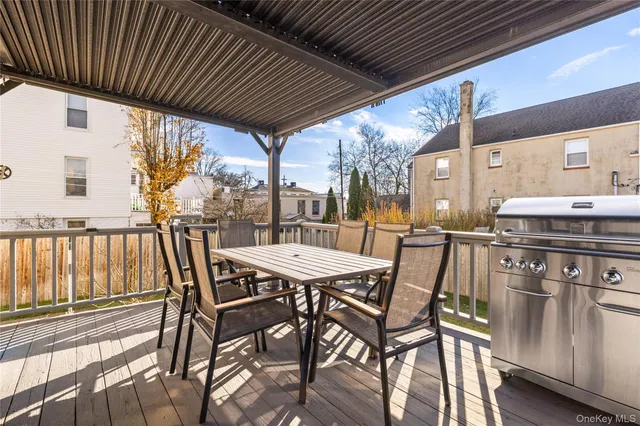 $1,000,000 | 40 Oak Street, Harrison, NY 10528