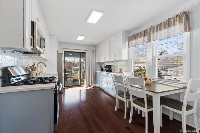 $1,000,000 | 40 Oak Street, Harrison, NY 10528