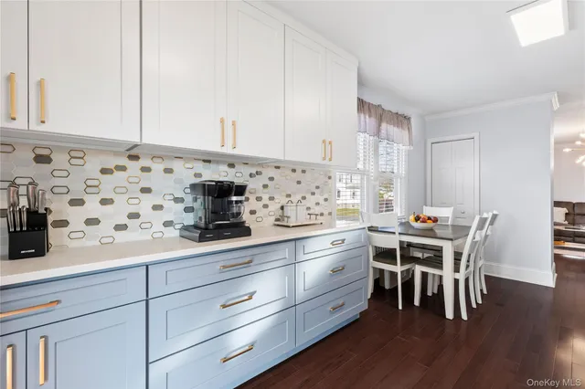 $1,000,000 | 40 Oak Street, Harrison, NY 10528