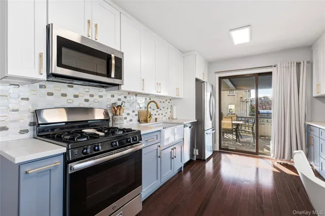 $1,000,000 | 40 Oak Street, Harrison, NY 10528