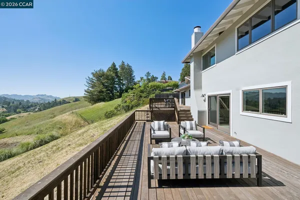$1,785,000 | 101 Warfield Drive, Moraga, CA 94556