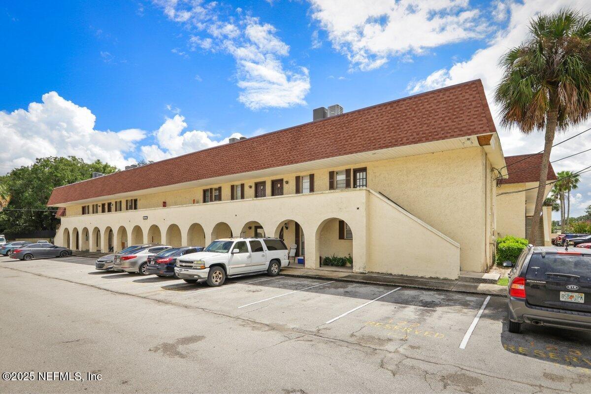 7346 El Barco Road, Unit 7 Jacksonville, FL 32216 - Photo 2 of 6