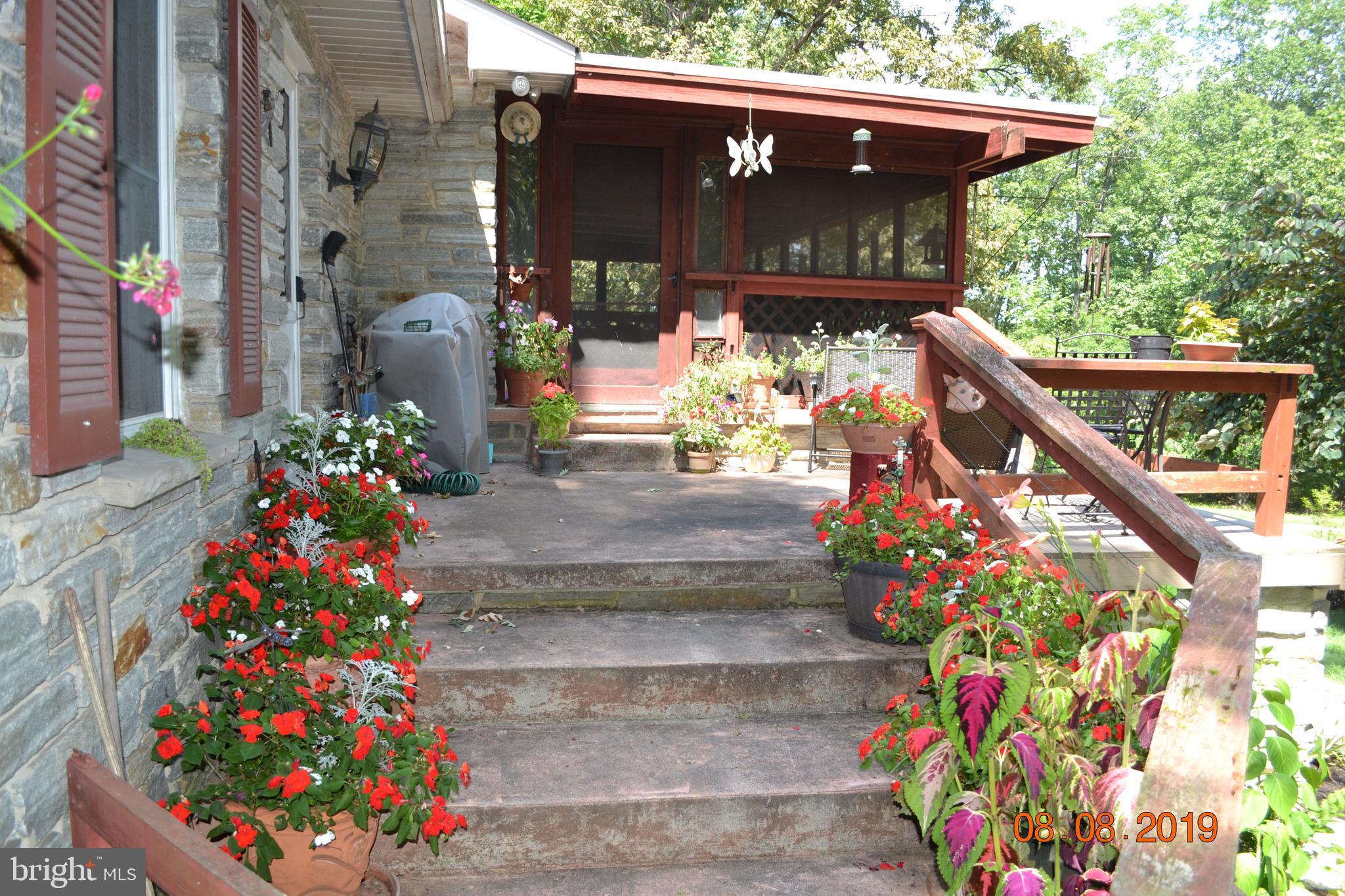 480 Ridge Road Gettysburg, PA 17325 - Photo 74 of 97 Outside steps from screened in porch