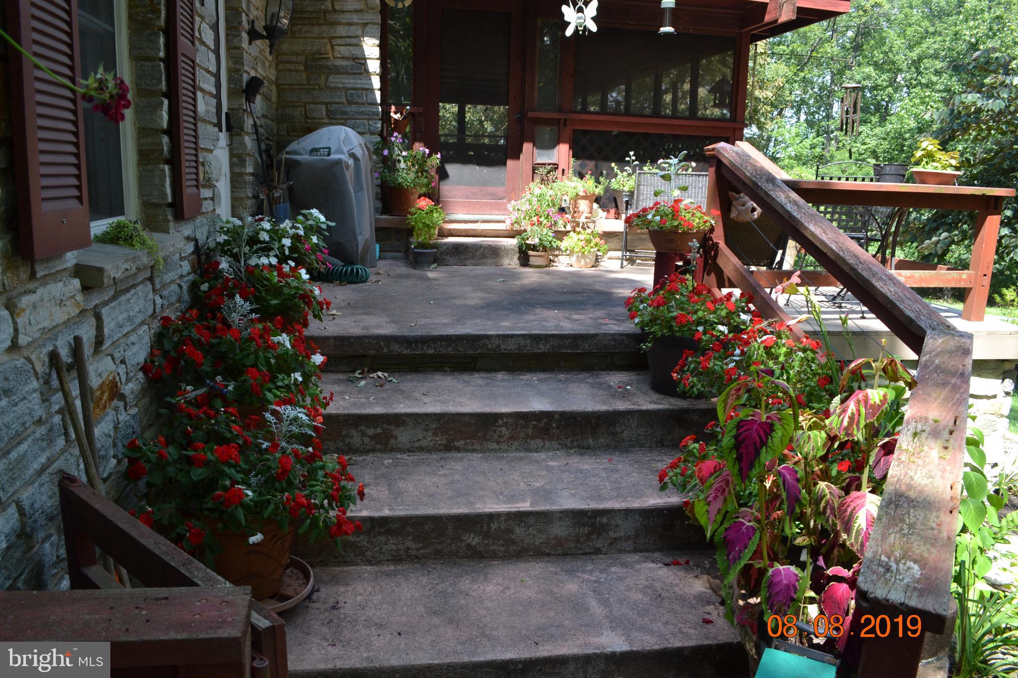 480 Ridge Road Gettysburg, PA 17325 - Photo 78 of 97 Outside steps from screened in porch