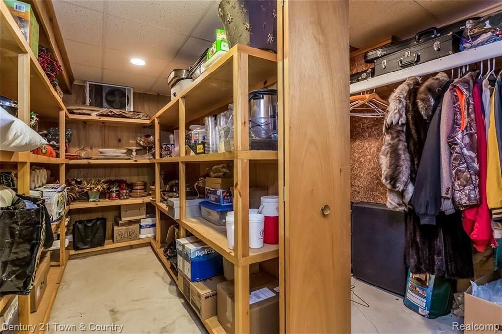 545 Sunlight Drive Rochester Hills, MI 48309 - Photo 54 of 68