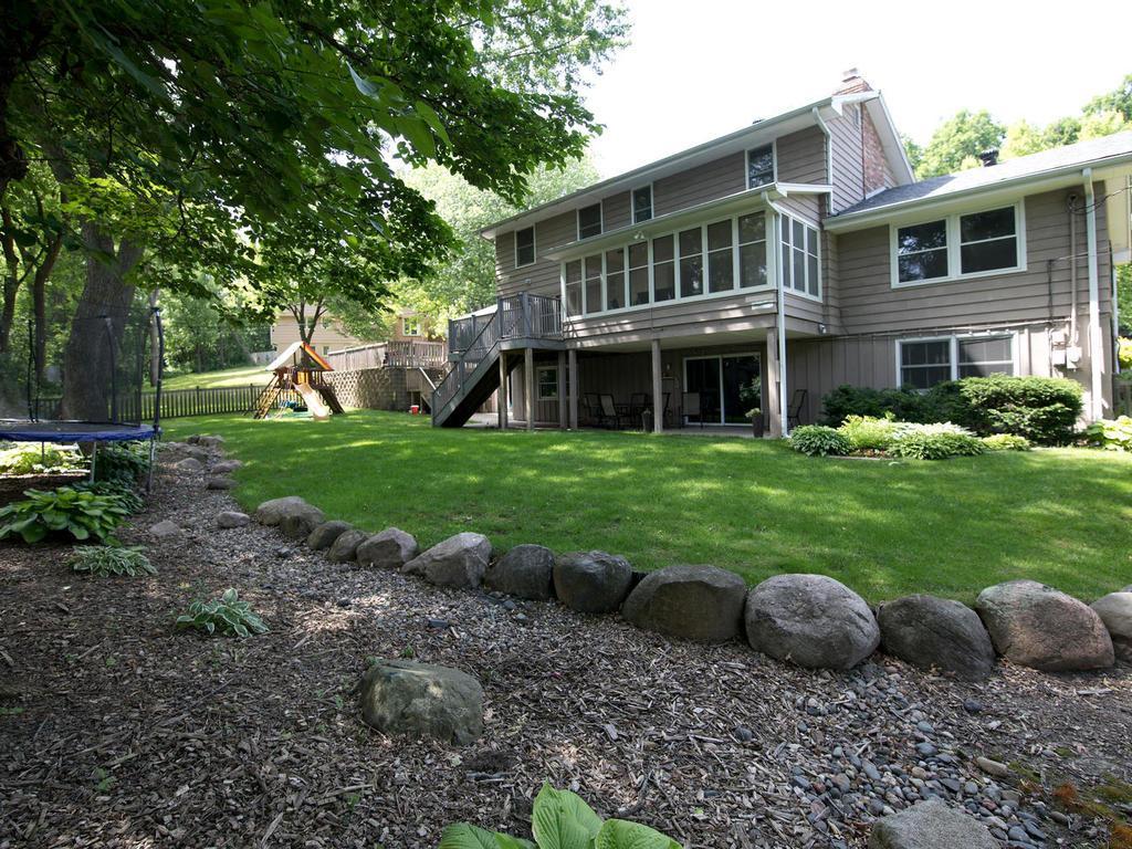 4779 Coventry Road West Minnetonka, MN 55345 - Photo 4 of 24 Gallery Image 4