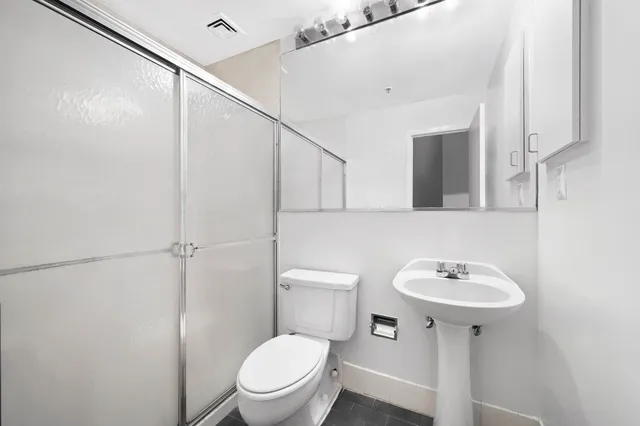 $1,150,000 | 372 Dekalb Avenue, Unit 4K | Clinton Hill