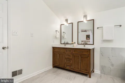$675,000 | 10601 Wood Pointe Terrace, Glenn Dale, MD 20769