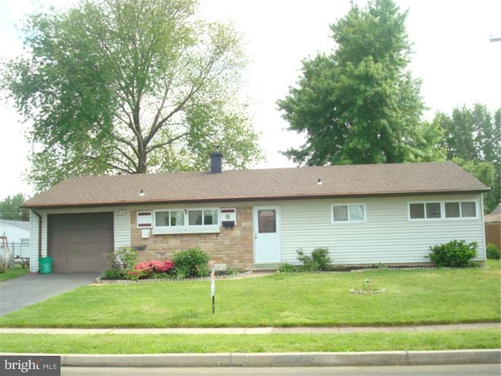6 Inkberry Road Levittown, PA 19057 - Photo 2 of 25 Gallery Image 2